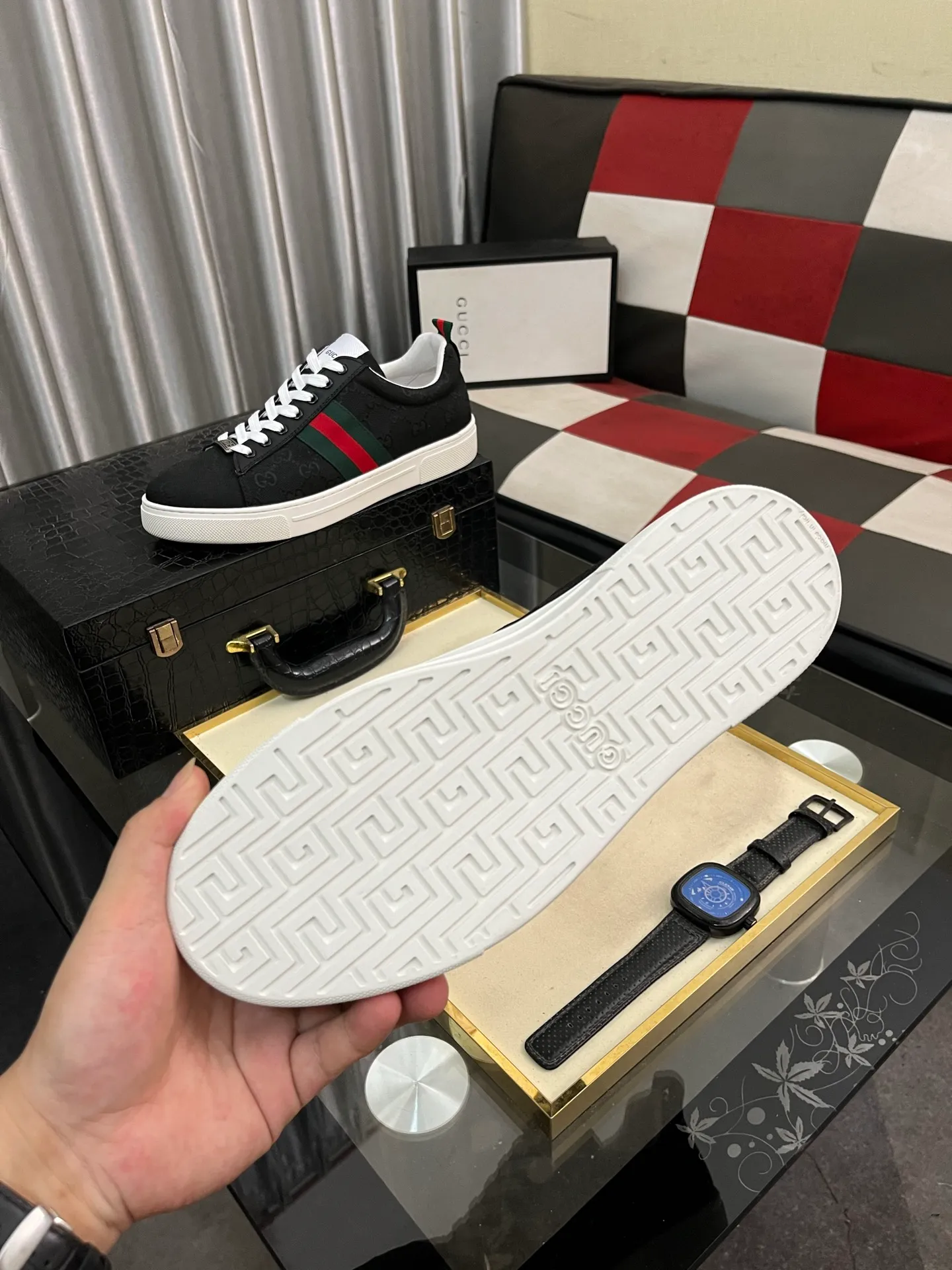 Men's Men's Shoes💰420⌚️⌚️【GUCCI】Gucci men's latest white shoe series casual shoes! The official website is built 1:1. Upper: Made of imported cowhide, with electric embroidery ➕Inner lining: Made of high-quality first-layer pigskin, soft and comfortable. Picky material selection and exquisite workmanship give you the best enjoyment. Size: 38-443️⃣Colors available
